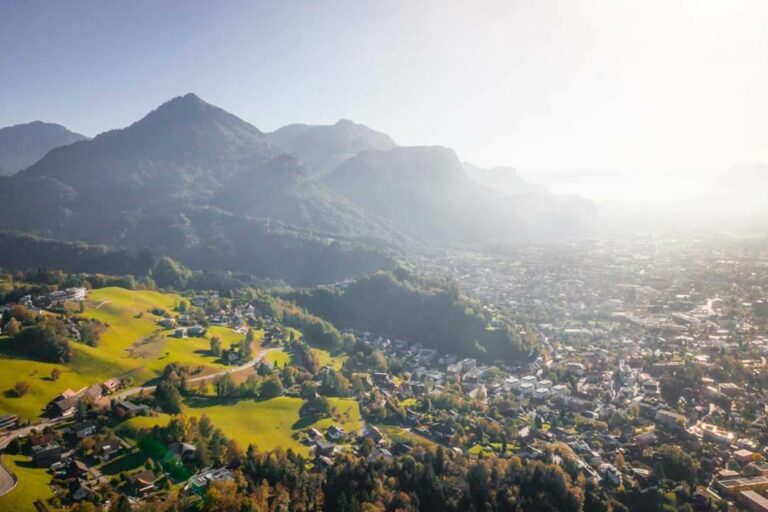 How To Get a Job in Austria Without Speaking German?
