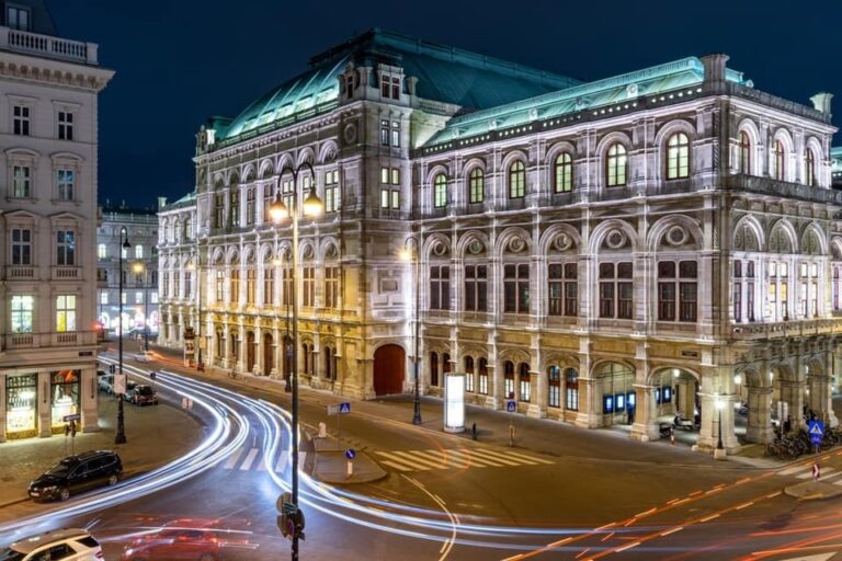 How To Study in Vienna in English?