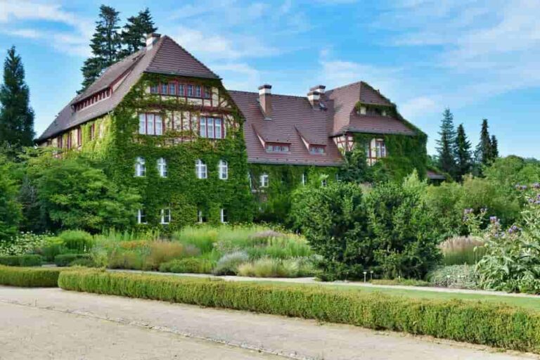 Can Foreigners Buy Land in Germany?