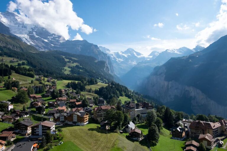 Best Place To Buy a House in Switzerland [2023]