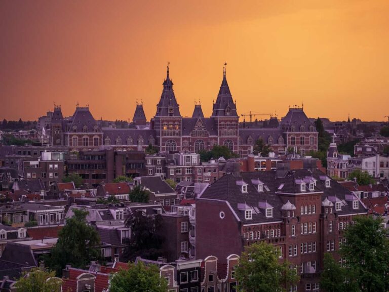 How To Move To the Netherlands Without a Job?