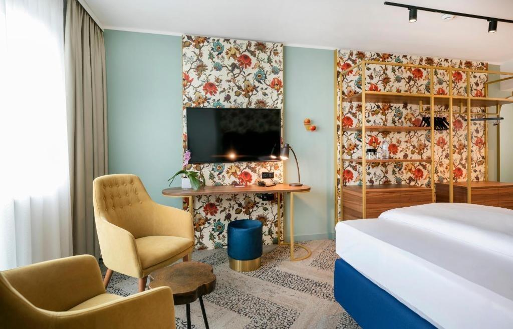 A room with traditional elegance with contemporary design 