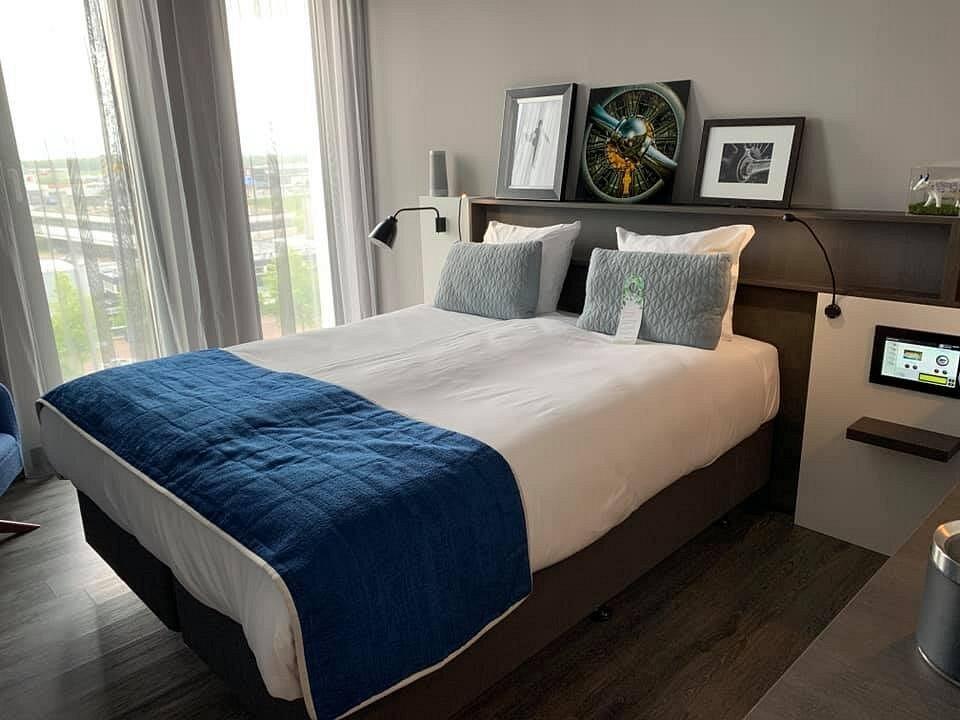 Double room with a hint of modern sophistication