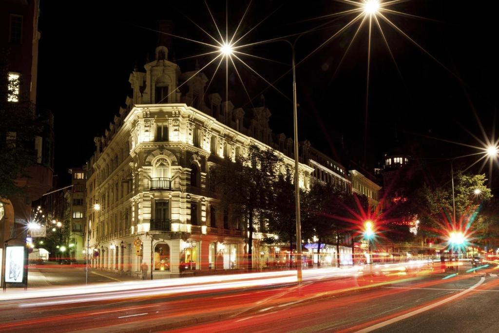 Elite Hotel Stockholm Plaza at night