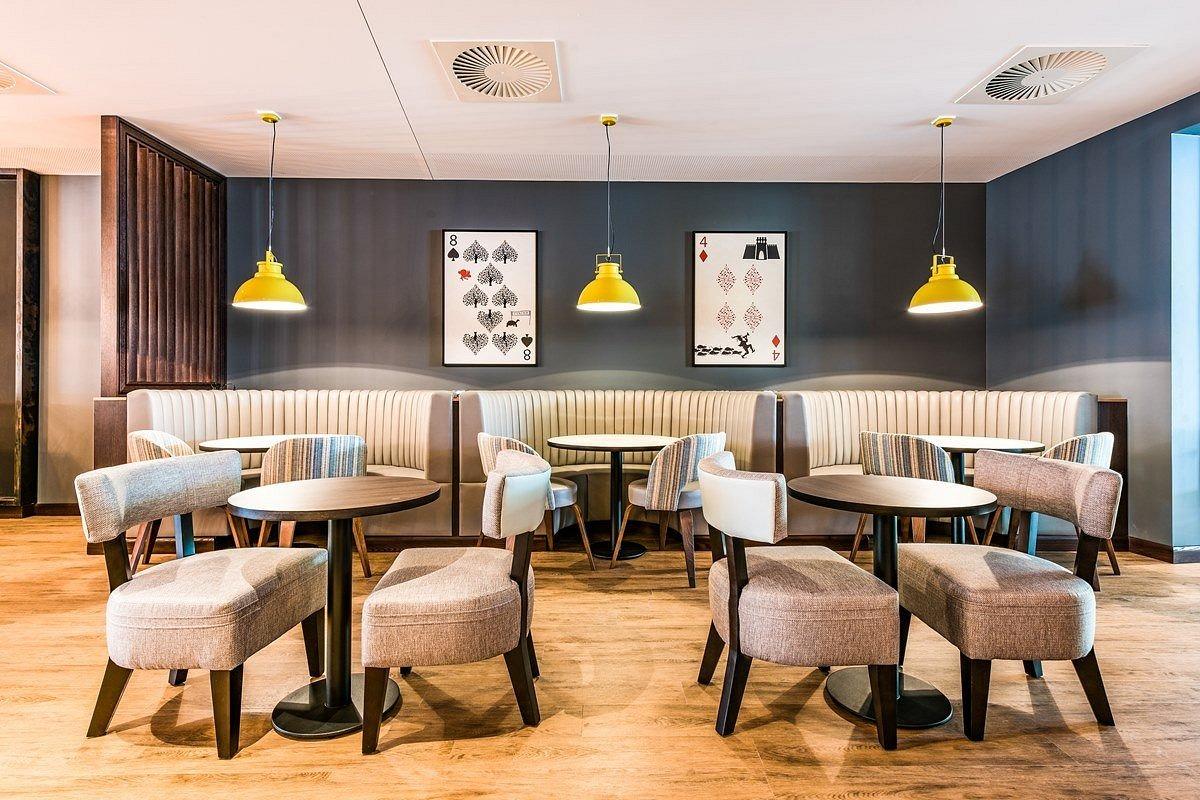 The on-site restaurant at Premier Inn Berlin City Wilmersdorf
